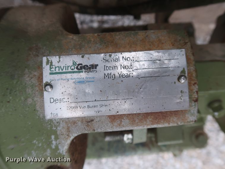 image for item HK9637 2011 Ford F550  SuperCab flatbed treater truck