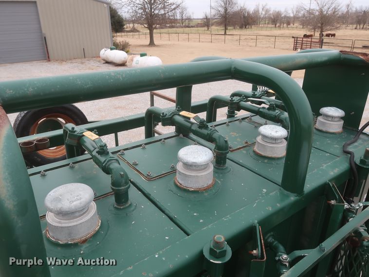 image for item HK9637 2011 Ford F550  SuperCab flatbed treater truck