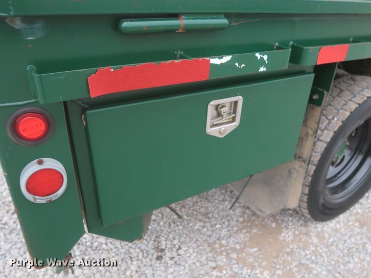 image for item HK9637 2011 Ford F550  SuperCab flatbed treater truck