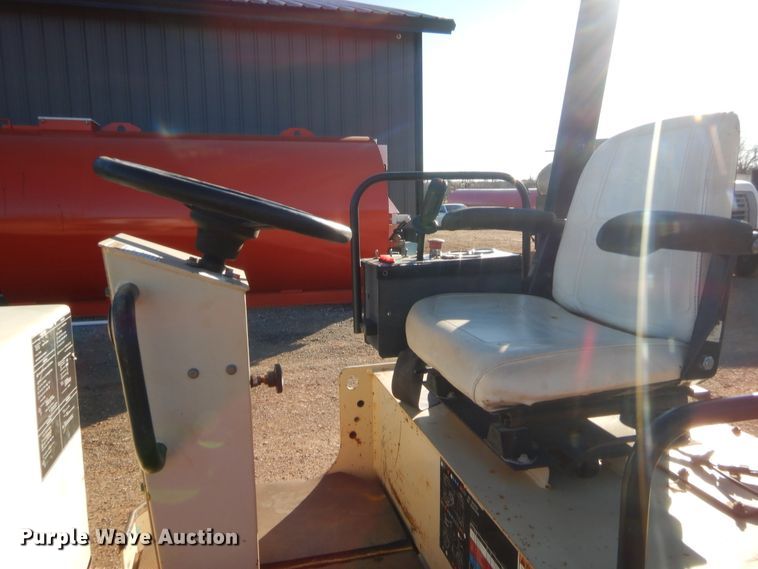 image for item HW9247 2000 Ingersoll Rand CR-22  combination roller