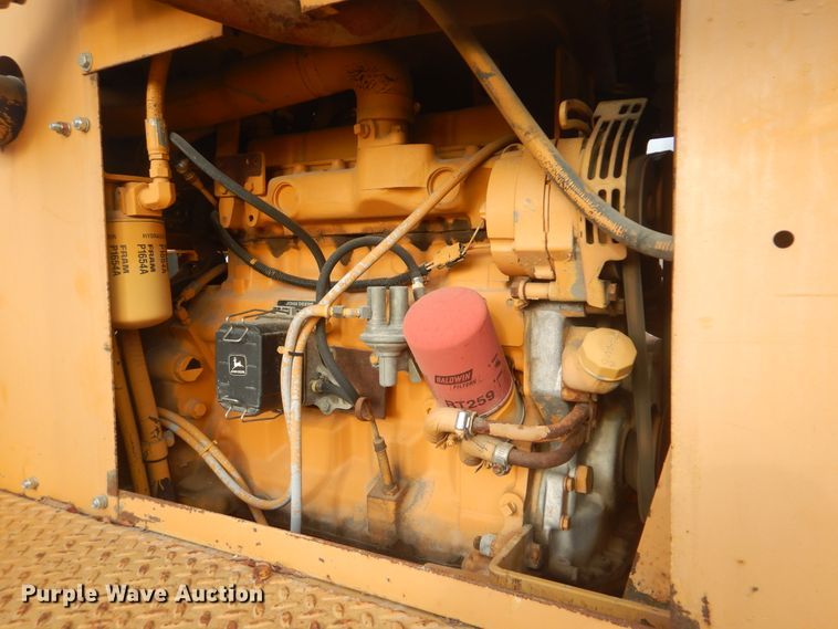 image for item HW9754 1993 Ferguson SP-912  pneumatic roller