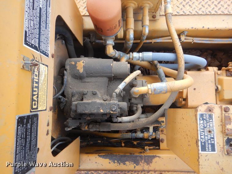 image for item HW9754 1993 Ferguson SP-912  pneumatic roller