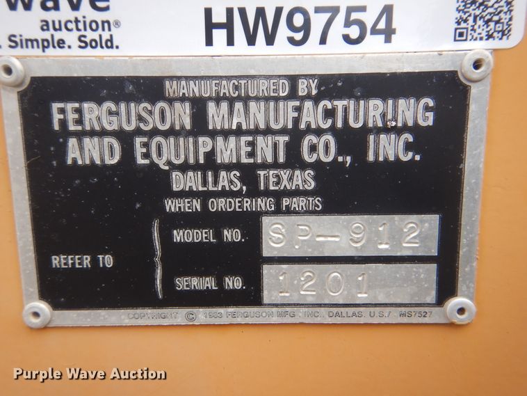 image for item HW9754 1993 Ferguson SP-912  pneumatic roller
