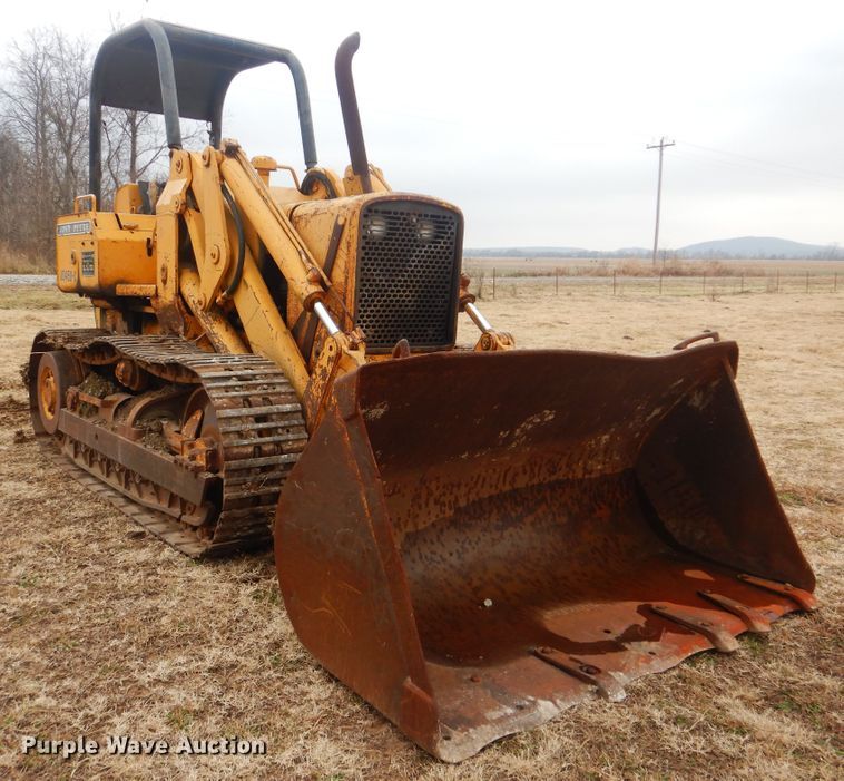 image for item HW9759 1979 John Deere 450C  track loader