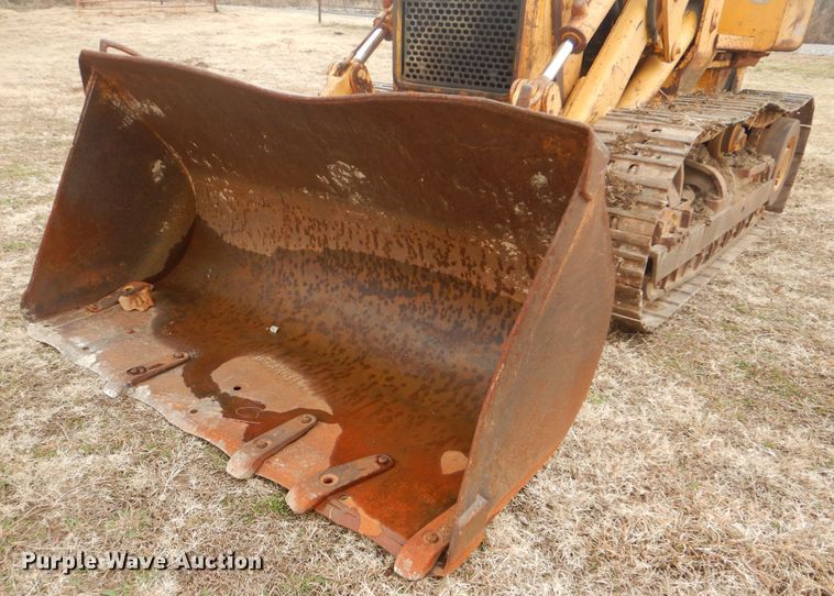 image for item HW9759 1979 John Deere 450C  track loader