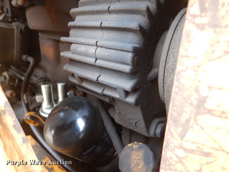 image for item HW9759 1979 John Deere 450C  track loader