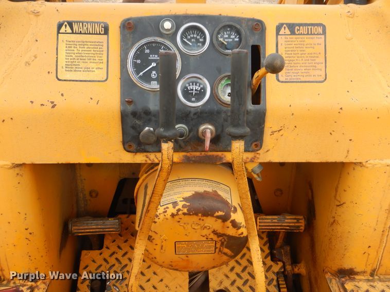 image for item HW9759 1979 John Deere 450C  track loader