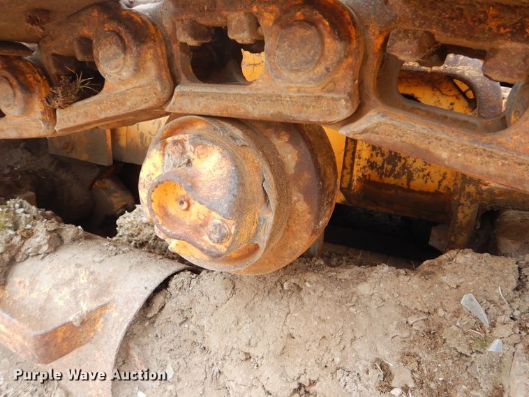 image for item HW9759 1979 John Deere 450C  track loader