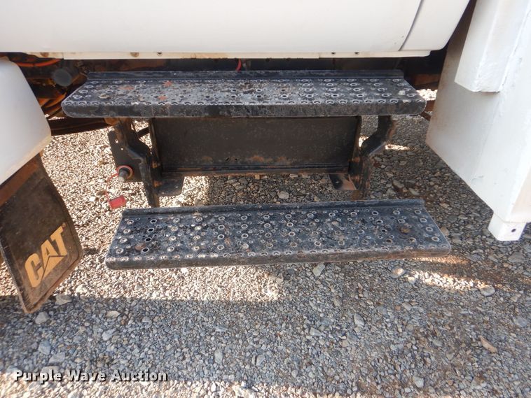 image for item HW9762 2006 Ford F750  service / utility truck