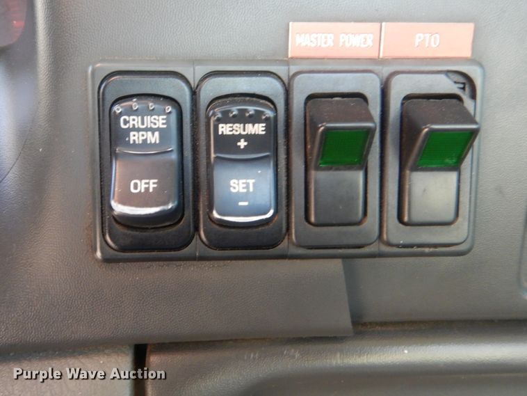 image for item HW9762 2006 Ford F750  service / utility truck