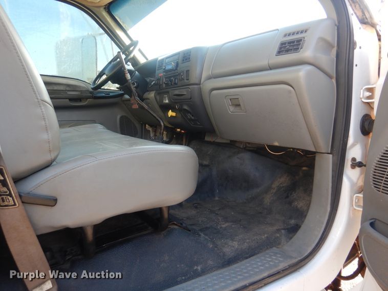 image for item HW9762 2006 Ford F750  service / utility truck