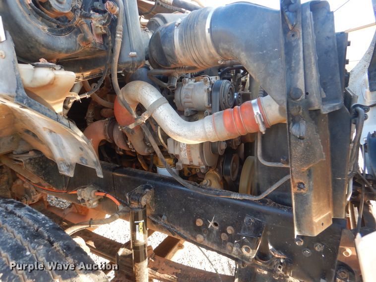 image for item HW9762 2006 Ford F750  service / utility truck