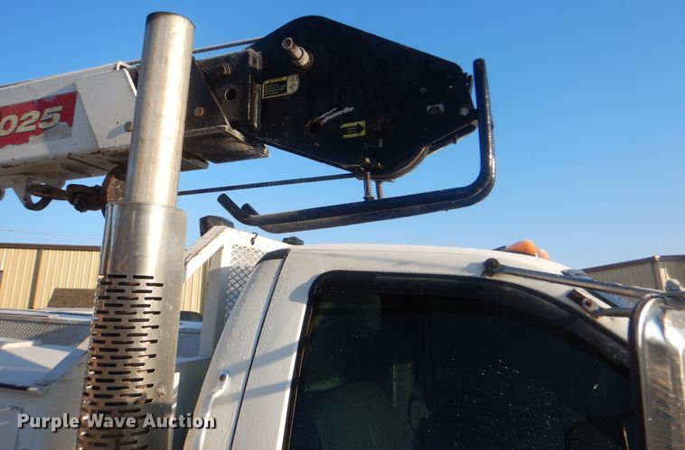 image for item HW9762 2006 Ford F750  service / utility truck