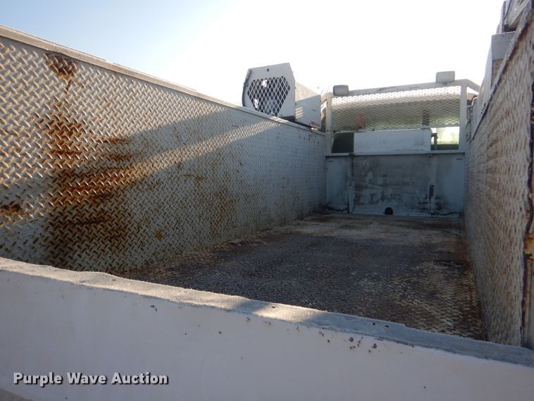 image for item HW9762 2006 Ford F750  service / utility truck