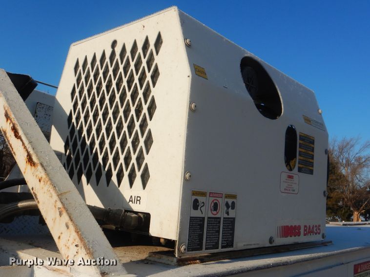 image for item HW9762 2006 Ford F750  service / utility truck