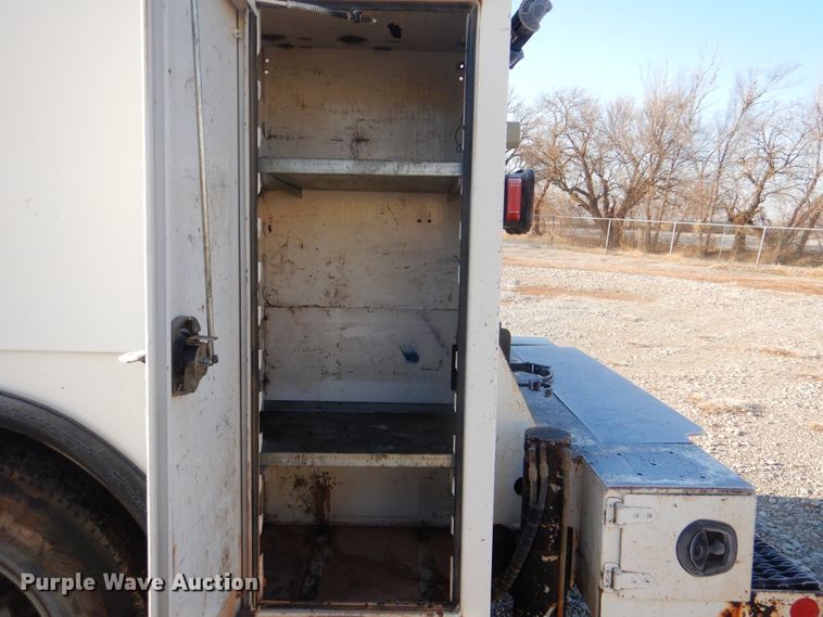 image for item HW9762 2006 Ford F750  service / utility truck