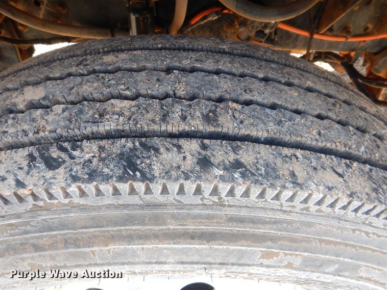 image for item HW9762 2006 Ford F750  service / utility truck