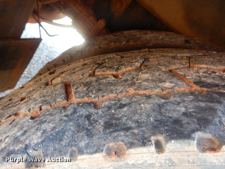 image for item HW9762 2006 Ford F750  service / utility truck