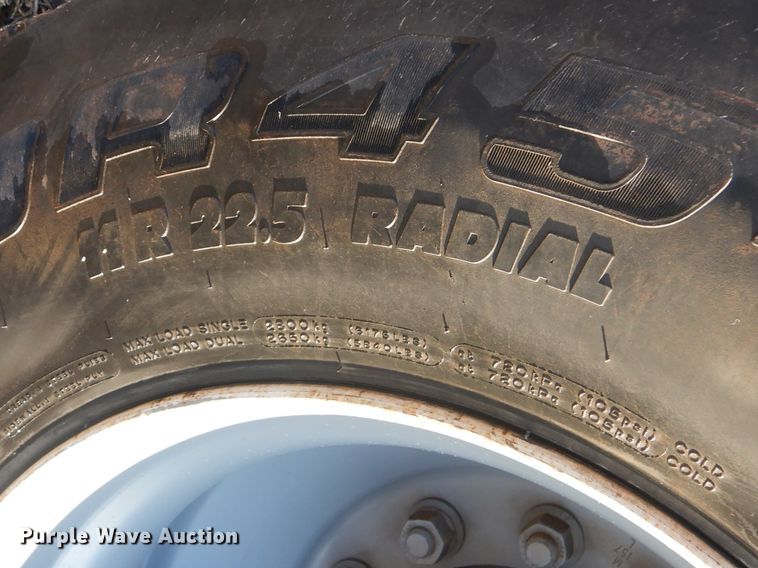 image for item HW9762 2006 Ford F750  service / utility truck