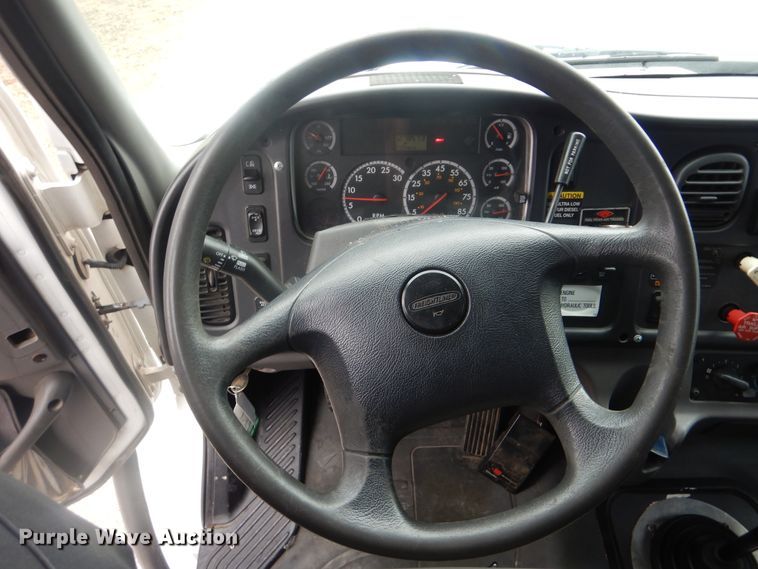 image for item HX9050 2010 Freightliner Business Class M2  crane truck