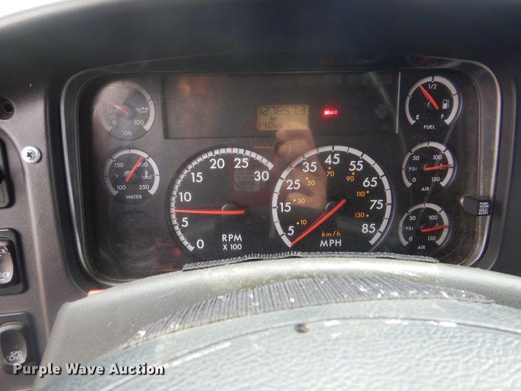 image for item HX9050 2010 Freightliner Business Class M2  crane truck