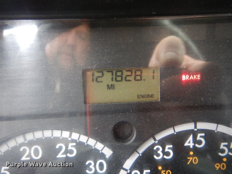 image for item HX9050 2010 Freightliner Business Class M2  crane truck