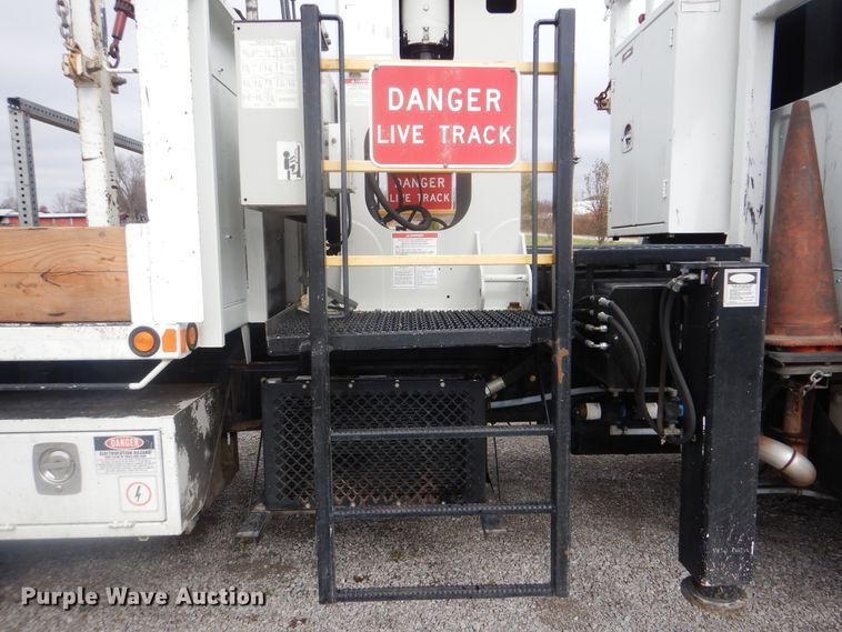 image for item HX9050 2010 Freightliner Business Class M2  crane truck