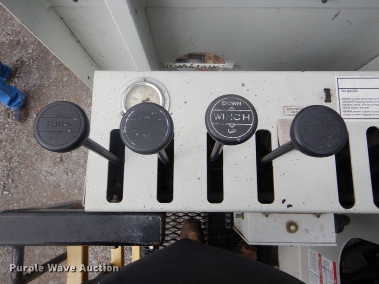 image for item HX9050 2010 Freightliner Business Class M2  crane truck