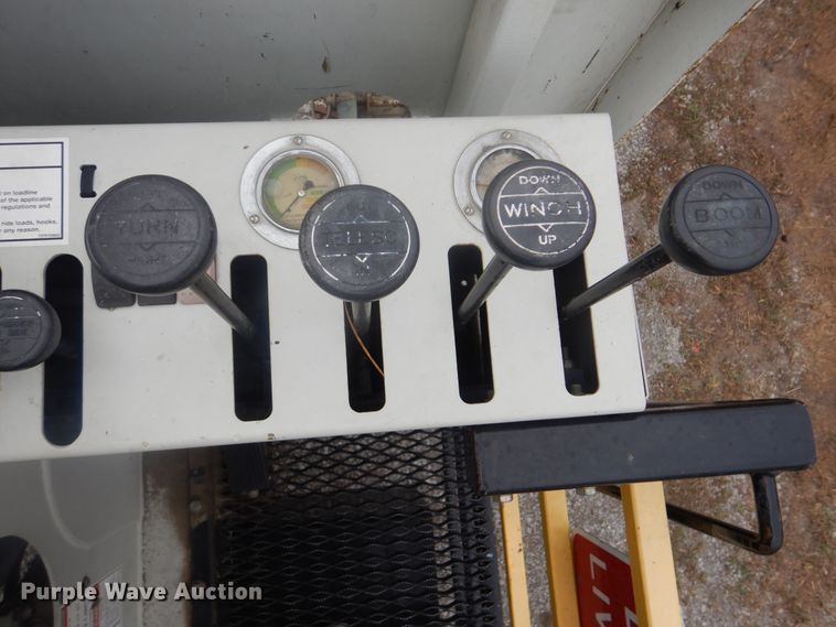 image for item HX9050 2010 Freightliner Business Class M2  crane truck