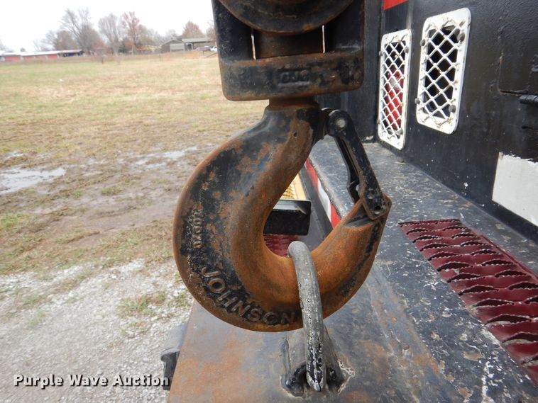 image for item HX9050 2010 Freightliner Business Class M2  crane truck