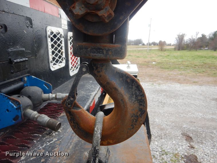 image for item HX9050 2010 Freightliner Business Class M2  crane truck