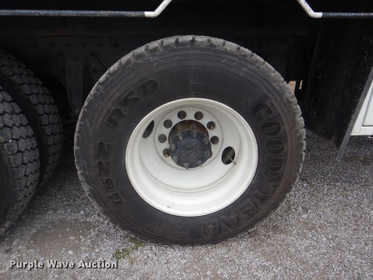 image for item HX9050 2010 Freightliner Business Class M2  crane truck