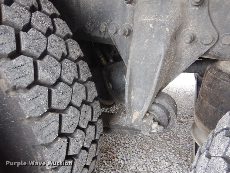 image for item HX9050 2010 Freightliner Business Class M2  crane truck