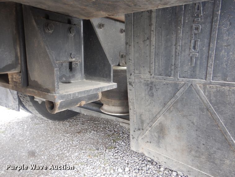 image for item HX9050 2010 Freightliner Business Class M2  crane truck