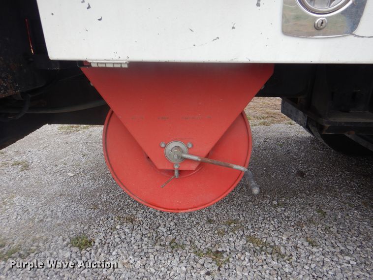 image for item HX9050 2010 Freightliner Business Class M2  crane truck