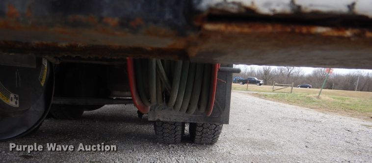 image for item HX9050 2010 Freightliner Business Class M2  crane truck