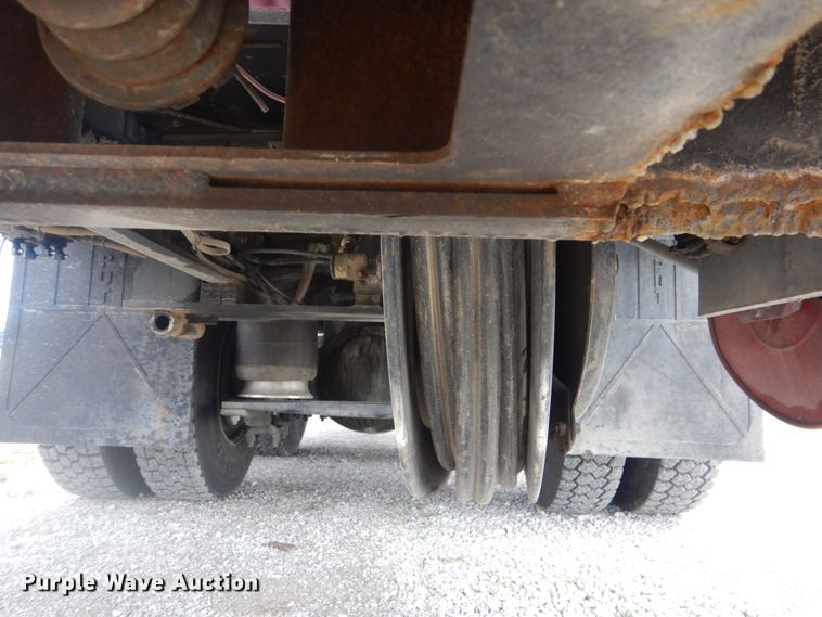 image for item HX9050 2010 Freightliner Business Class M2  crane truck