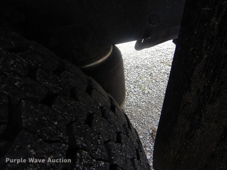 image for item HX9050 2010 Freightliner Business Class M2  crane truck