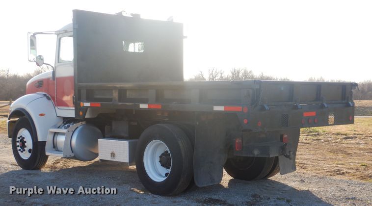 image for item HX9075 2006 Peterbilt 335  dump truck