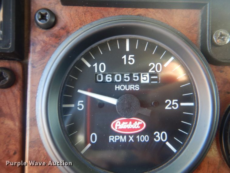 image for item HX9075 2006 Peterbilt 335  dump truck