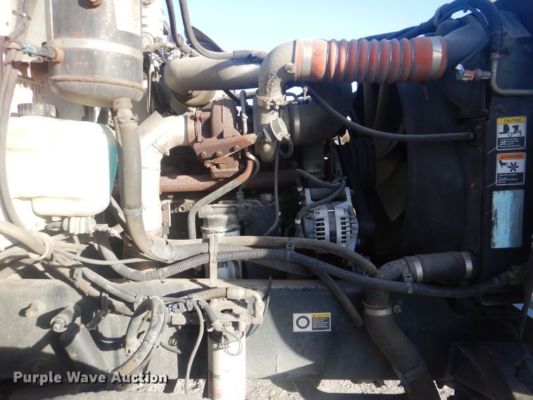 image for item HX9075 2006 Peterbilt 335  dump truck