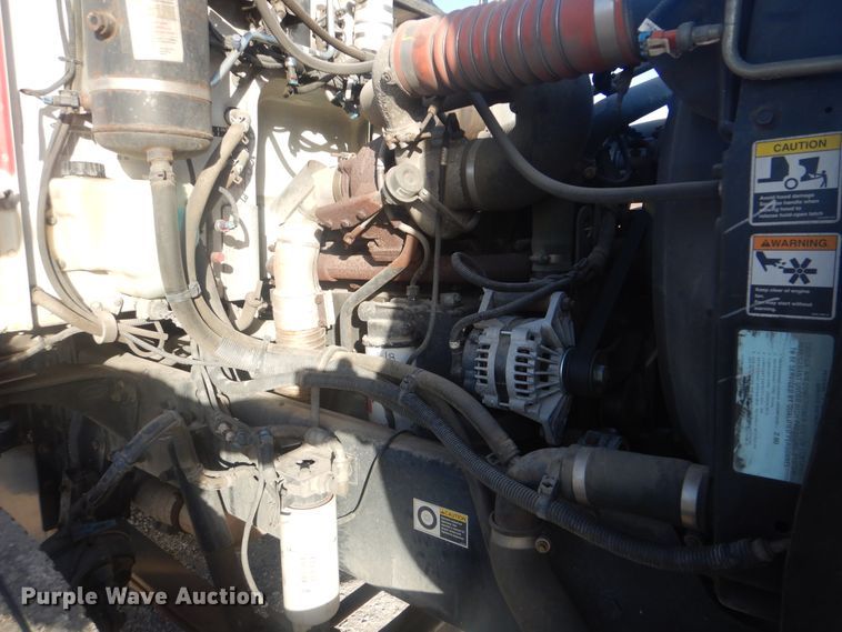 image for item HX9075 2006 Peterbilt 335  dump truck