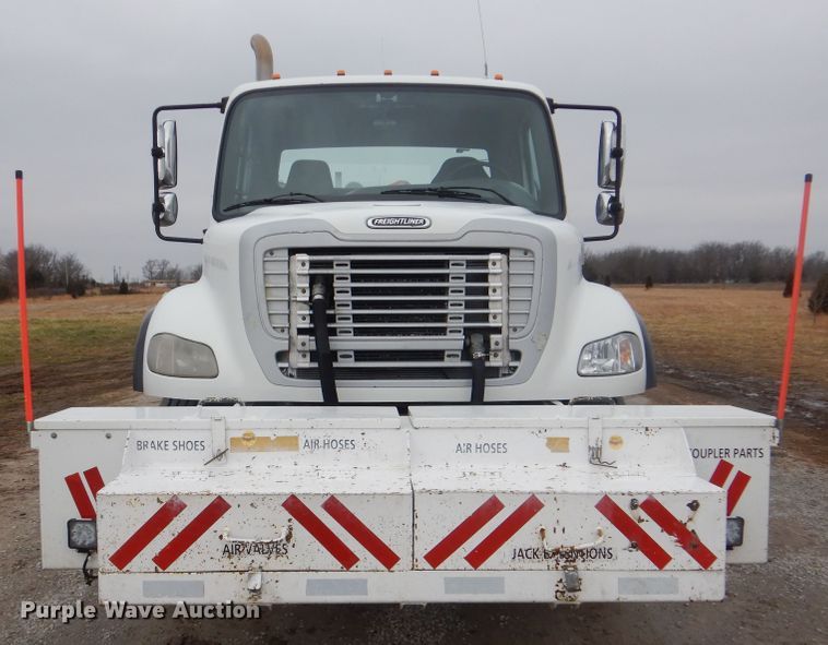 image for item HX9088 2010 Freightliner Business Class M2  crane truck