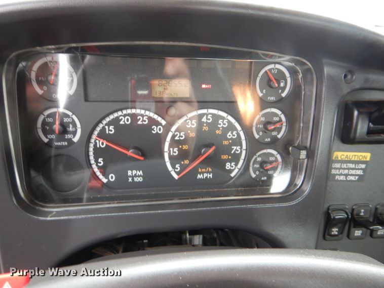 image for item HX9088 2010 Freightliner Business Class M2  crane truck