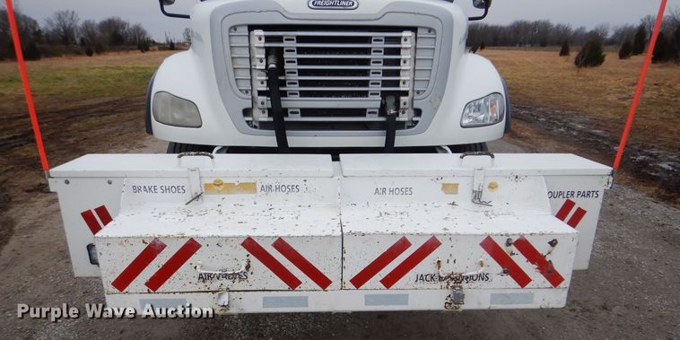 image for item HX9088 2010 Freightliner Business Class M2  crane truck