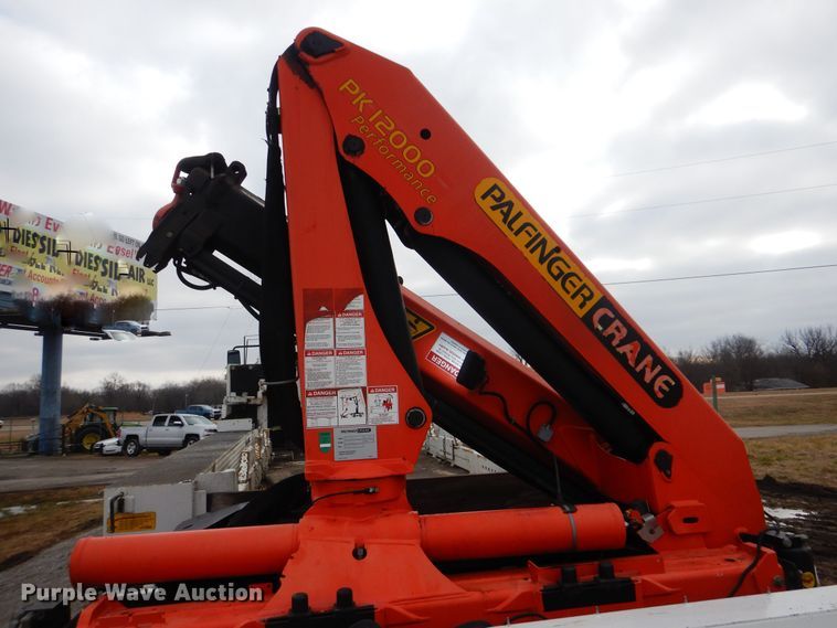 image for item HX9088 2010 Freightliner Business Class M2  crane truck