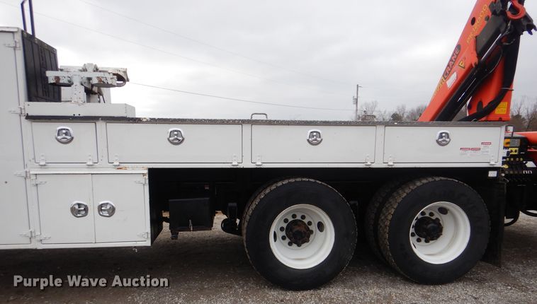 image for item HX9088 2010 Freightliner Business Class M2  crane truck