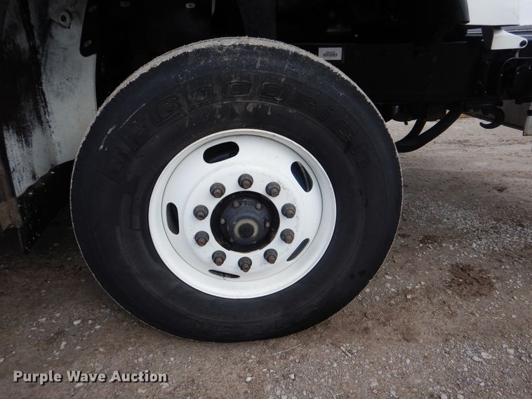 image for item HX9088 2010 Freightliner Business Class M2  crane truck