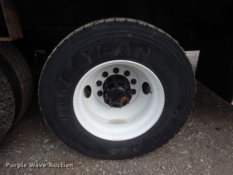 image for item HX9088 2010 Freightliner Business Class M2  crane truck