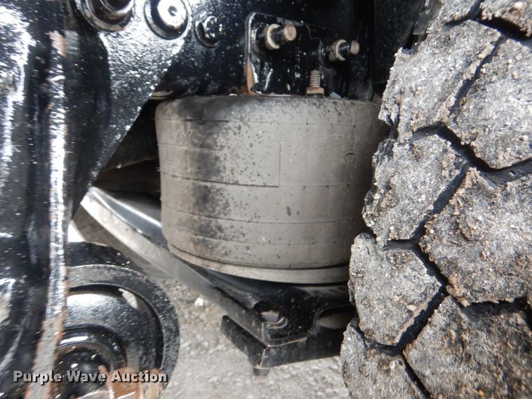 image for item HX9088 2010 Freightliner Business Class M2  crane truck